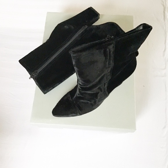 Shelly’s London Velvet Boot - Picture 3 of 8